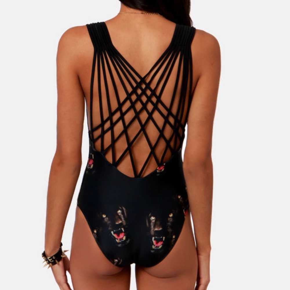 Beach Riot Puma Swimsuit - Picture 3 of 5